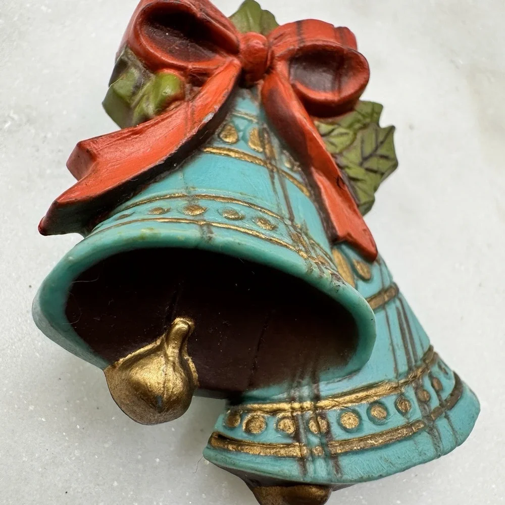 Vintage Christmas Bells‎ Brooch Red Bow Holly Holiday Pin Blue Bell Vintage